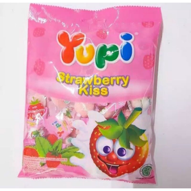 

Yupi strawberry kiss 110gram