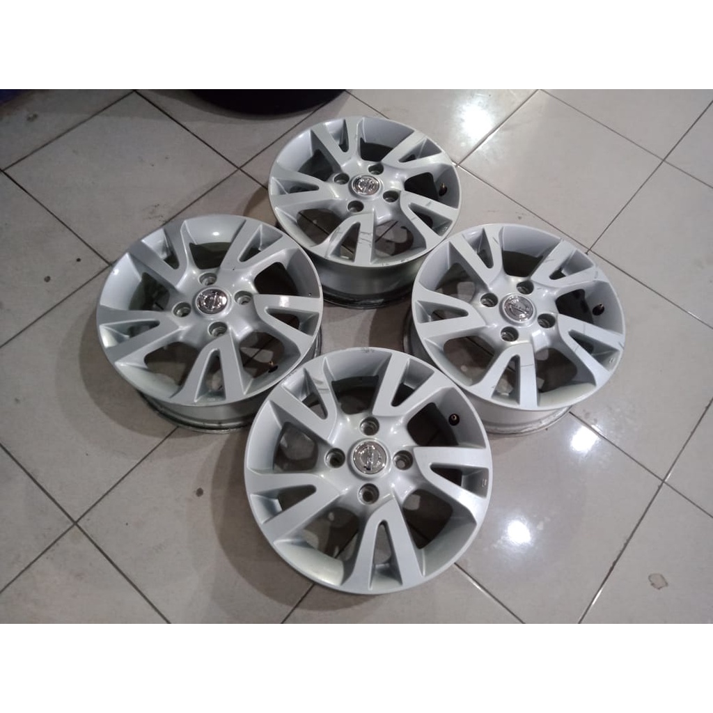 Velg Mobil Seken Oeriginal Livina Ring15 Pcd 4x114 Bekas Berkualitas