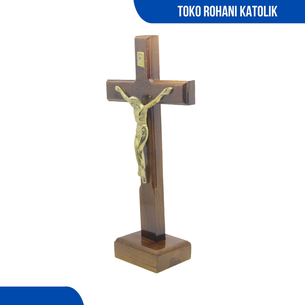 SALIB DUDUK KORPUS KUNINGAN 40 CM / SALIB MEJA KATOLIK / SALIB ALTAR / SALIB PATUNG YESUS