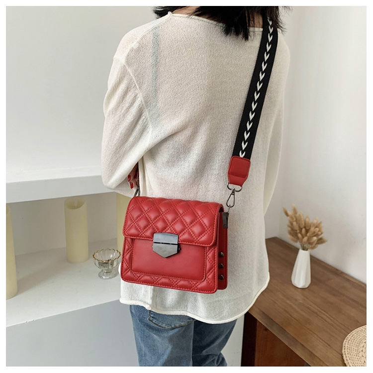 LX805026 tas Selempang wanita import  1kg bisa 2 tas EL 5026 LT1838