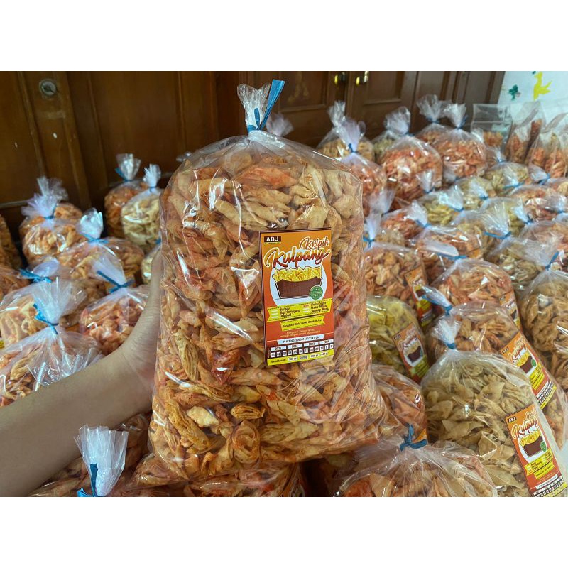 

KRIPIK KULPANG (KULIT PANGSIT) KEMASAN PLASTIK (500GRAM) ADA 6 VARIAN RASA