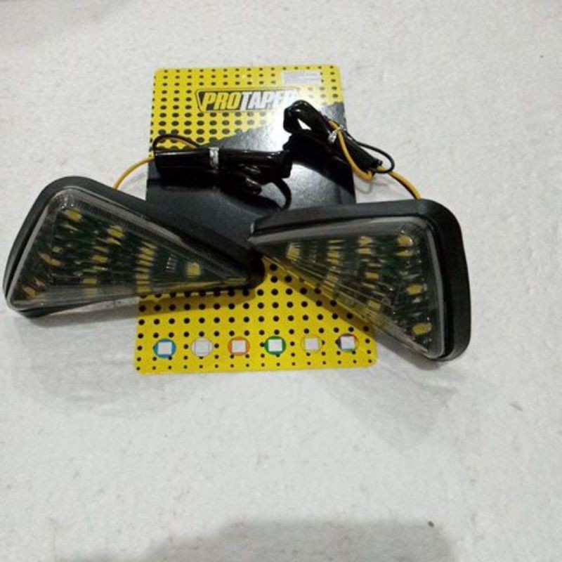 Sen Tempel Segitiga LED Universal Buat R15 V3/Cbr150r/Gsx150/Ninja250 Karbu/Ninja250 Rr Mono/R25