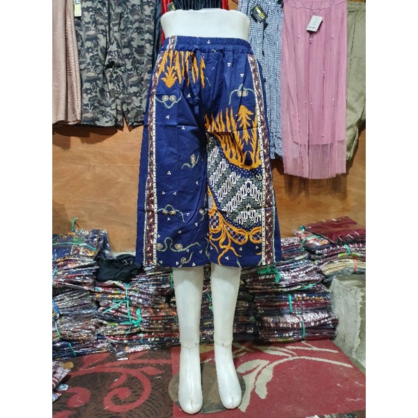 Celana Kulot Batik Dan Bunga / Pendek 7/8 Dewasa Fit to L s/d XL Bahan Katun Stretch-Motif 1