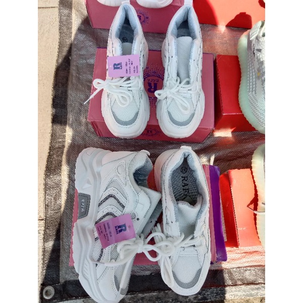 sepatu import rafa