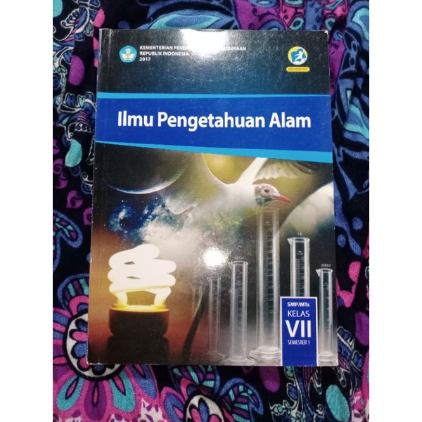 

buku pengetahuan alam kelas 7 kurikulum 2013