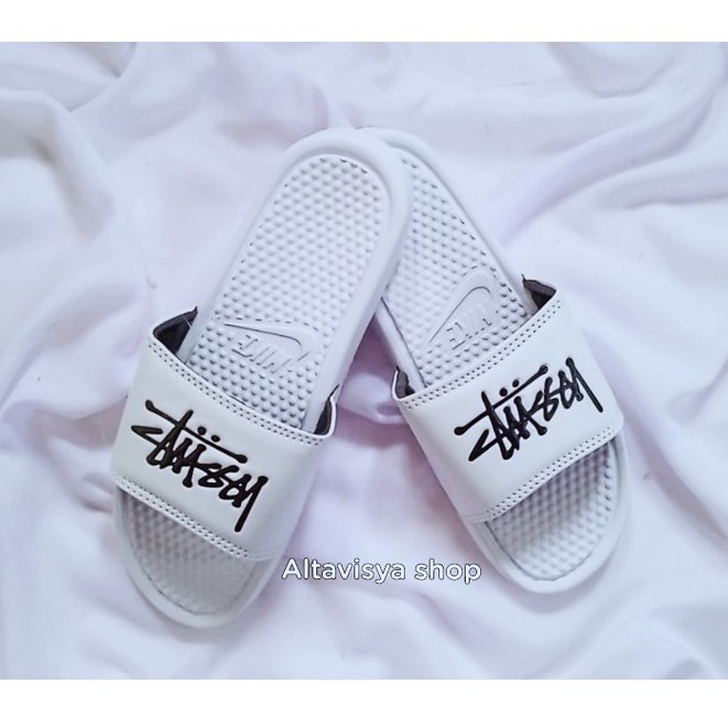 Sandal Slop Nike Benassi - X Stussy-4