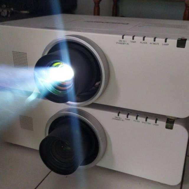 Produk Jhon projector | Shopee Indonesia