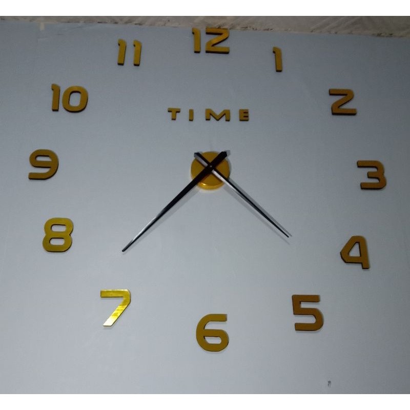 JAM DINDING TEMPEL BESAR