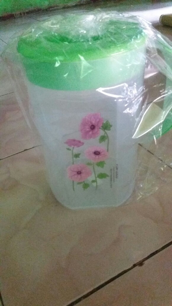 Teko Botol Air Hommy 2700 Ml - Yolanda