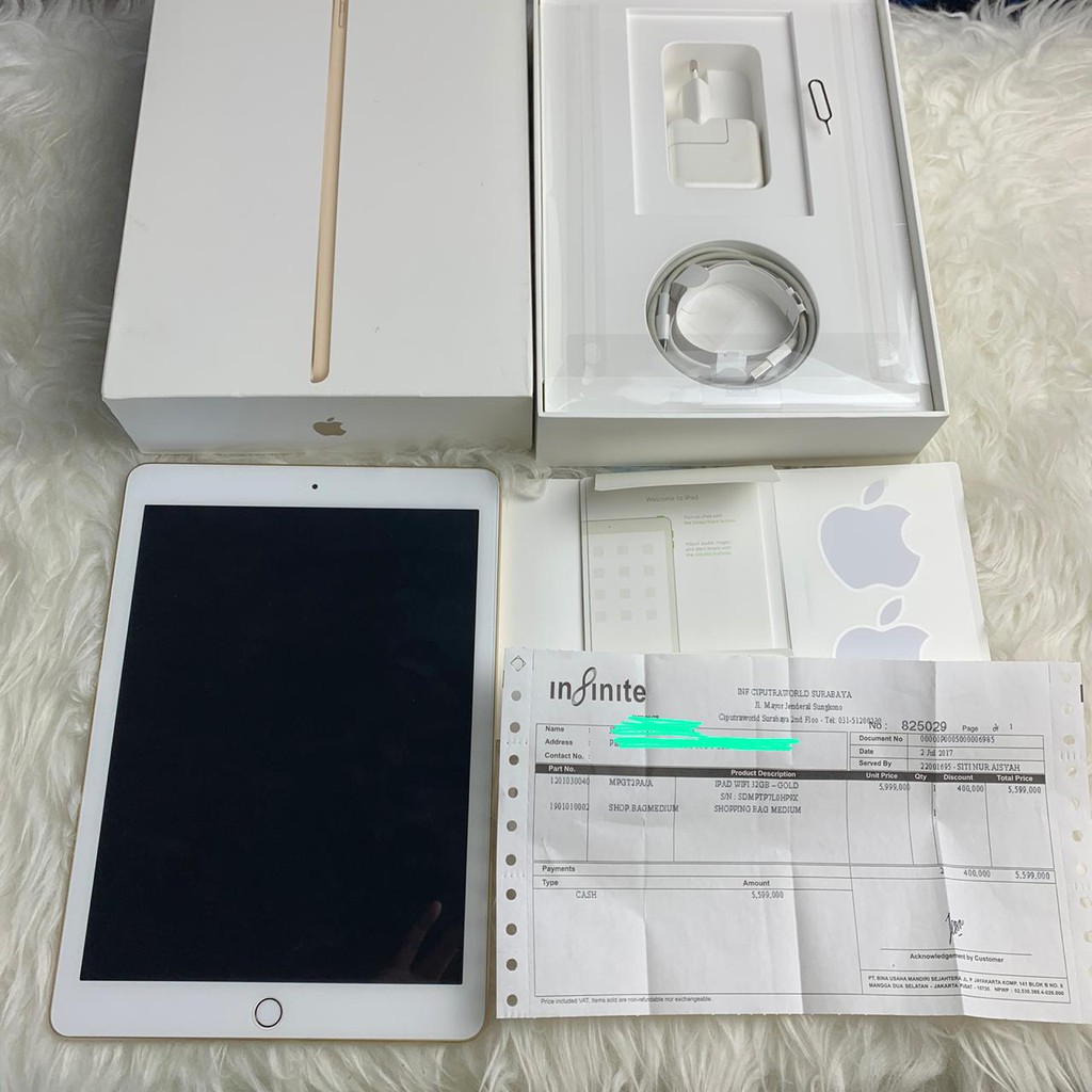 Apple iPad Air 2 2017 GOLD 5th Gen 9.7" 32GB WiFi Only