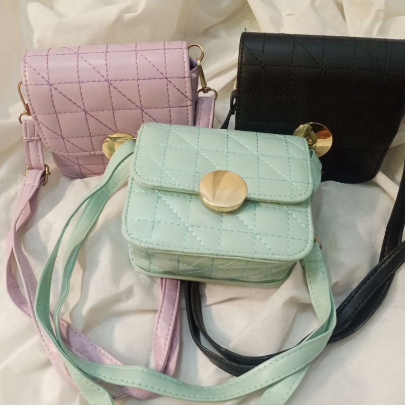 mini cloe bordir , tas selempang wanita , tas mini , tas simpel , tas bordir