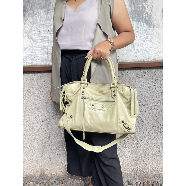 FAST SALE Ala Balenciaga City Jolie Femme