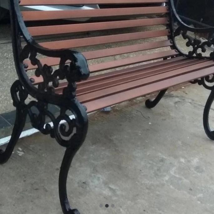 KURSI TAMAN KURSI TERAS RANGKA BESI COR DUDUKAN GALVANIS PANJANG 65CM TERLARIS1111