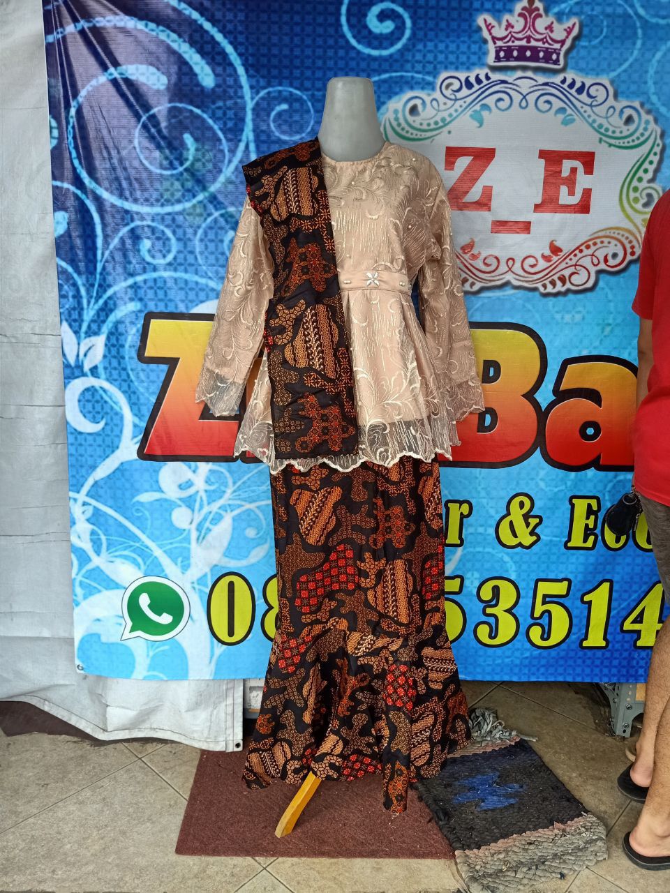 Couple Batik Roro Navy Cream • Set Kebaya Free Selendang • Couple Modern Brukat