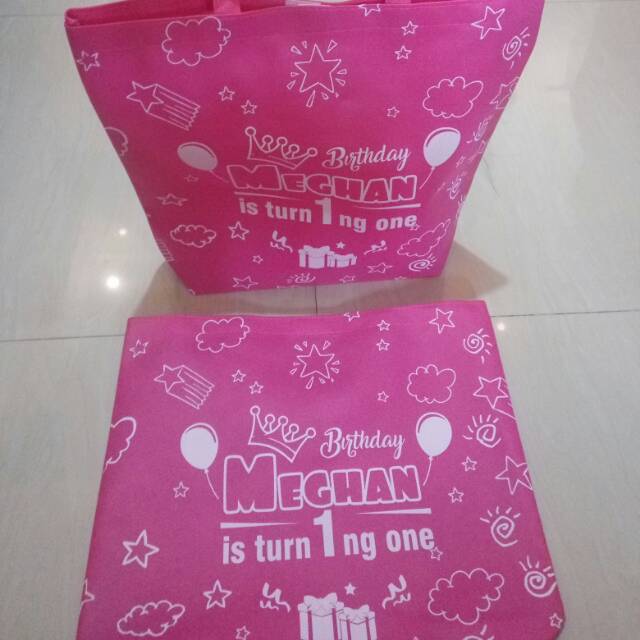 

Tas goodie bag edisi ulang tahun