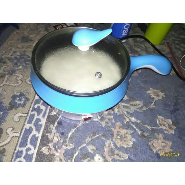 Panci Listrik Serbaguna Panci Kukus Wajan Listrik Fry Pan Anti Lengket Kapasitas 1,2 L Daya 450 Watt