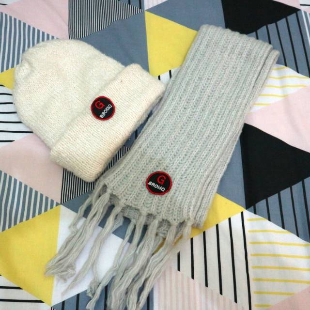 Kupluk dan Syal BROMO