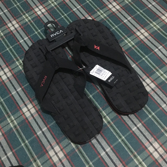 sandal rvca size 41 dan 42 original