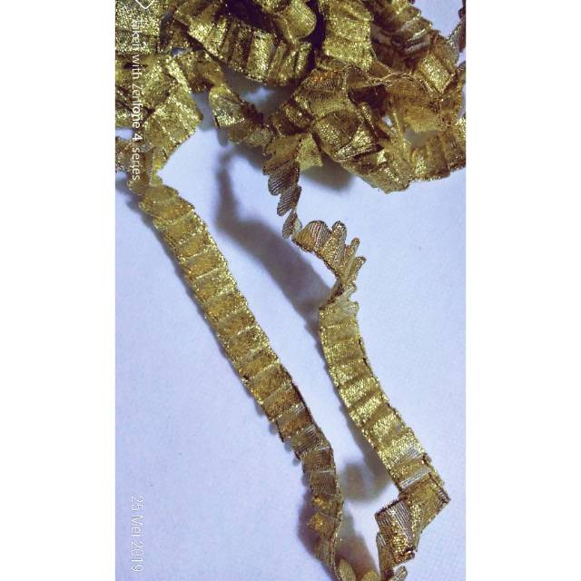 Renda Kerut Gold Emas dan Silver Perak Meteran