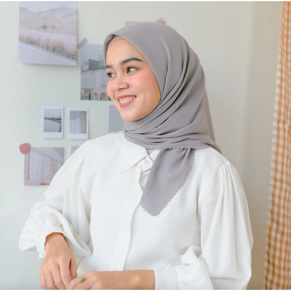 Kerudung Segiempat Bella Lasercut PollyCotton Hijab Segi Empat Bella Jilbab Bella Termurah Nayla Hijab