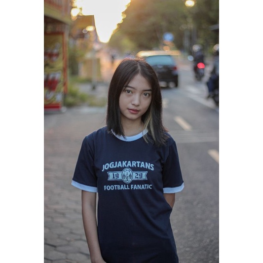 Mataram Merch29 Kaos Biru Dongker Football Fanatic (T-Shirt Navy Blue 1929 FF)