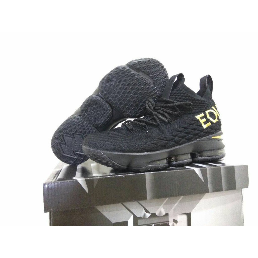 SEPATU BASKET NIKE LEBRON15 HIGH EQUALITY