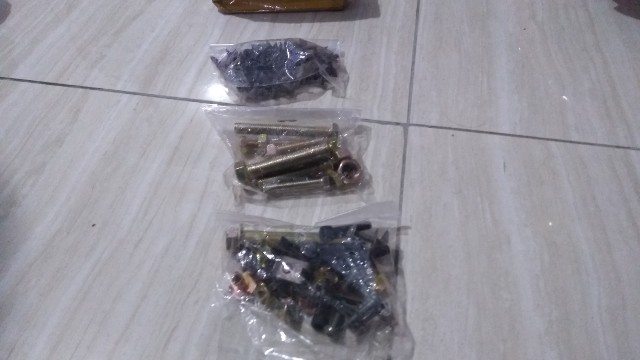 Baut Mur 8x60 Kuning 6cm Bmk Kunci 12