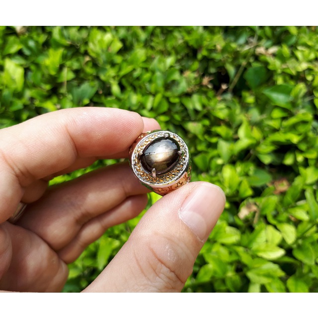 Batu Permata Black Safir Ster Indah Like Golden Star SF007