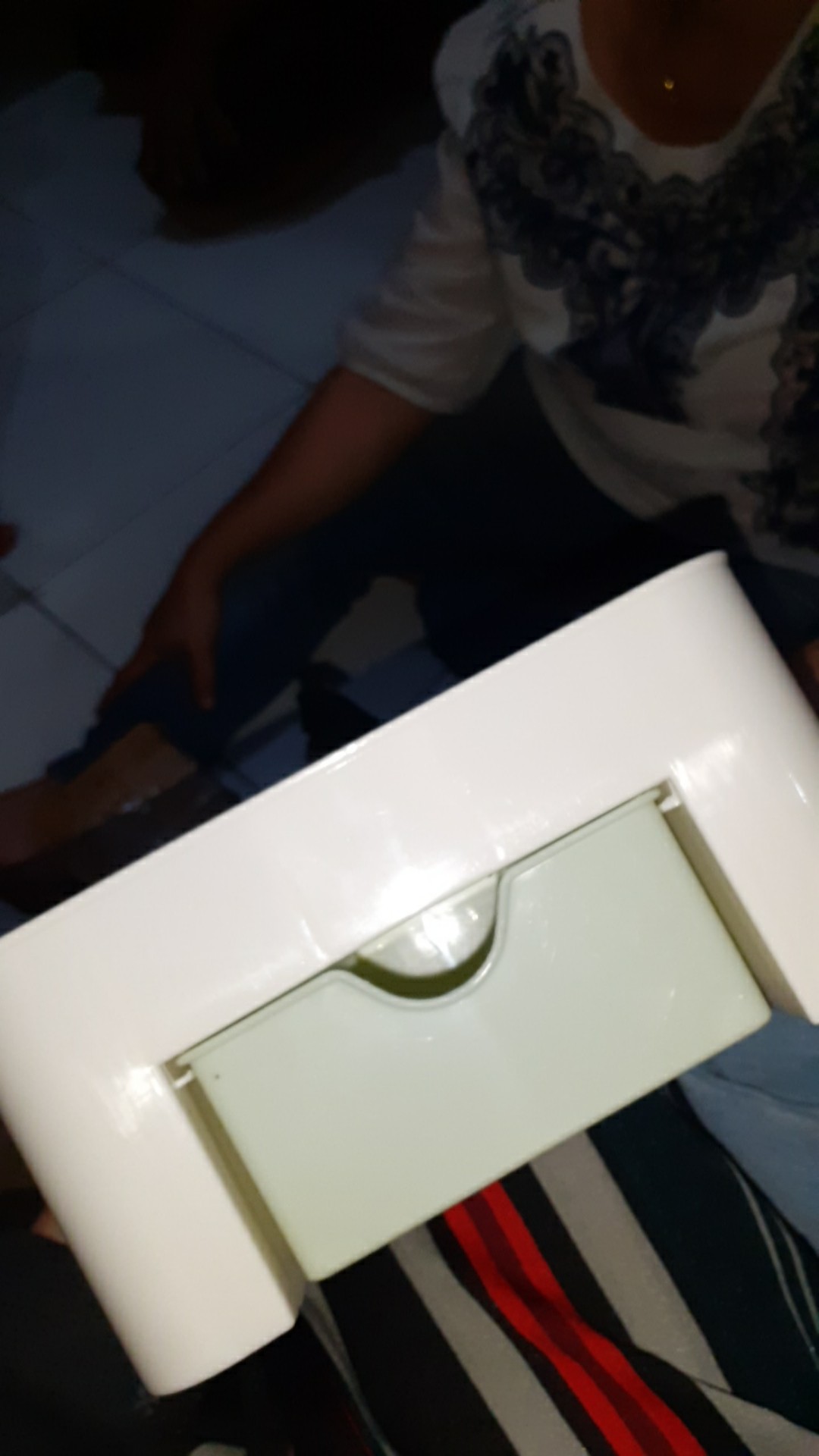 Kotak Organizer Tempat Penyimpanan Perlengkapan Kosmetik Perhiasan Rak Make Up