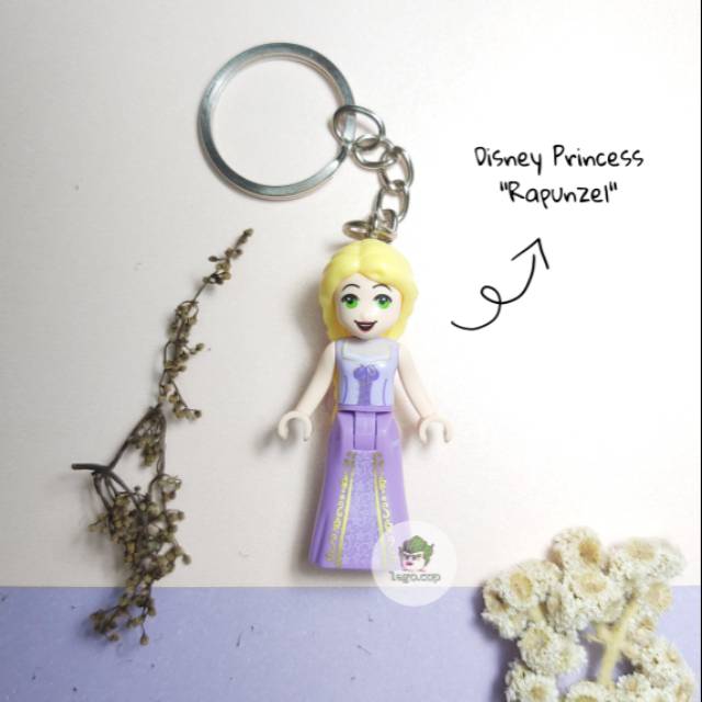 Gantungan Kunci Lego Disney Princess Minifigure Rapunzel