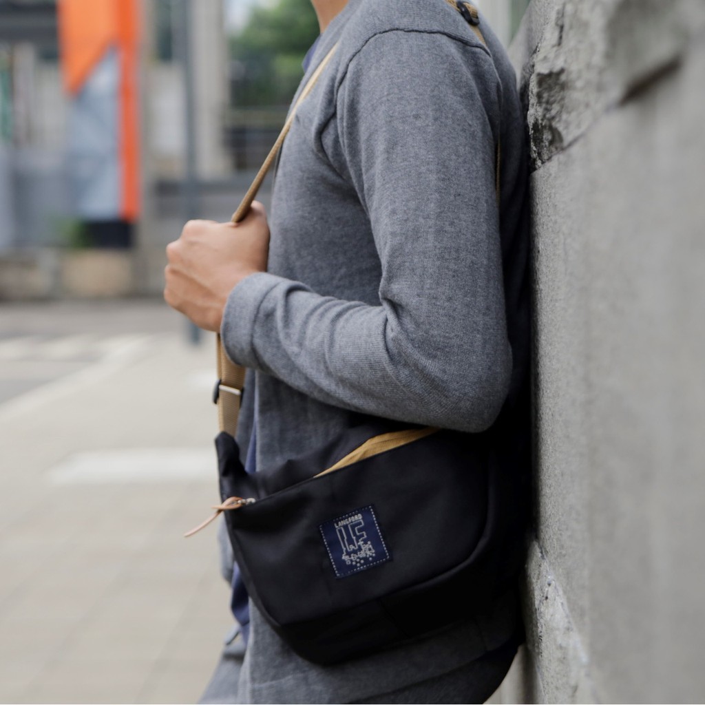 Tas Selempang - Waistbag Dada Distro Stylish Korea Kekinian Pria Wanita