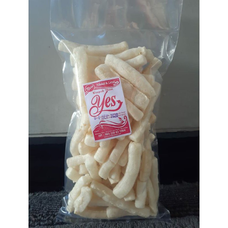 

Kerupuk ikan YES kemasan family 80 gram