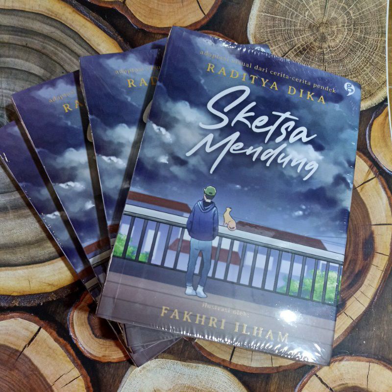 Buku Sketsa Mendung - Raditya Dika