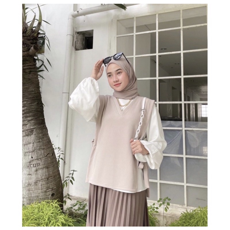 ETTRA VEST/ROMPI KNIT PRELOVED