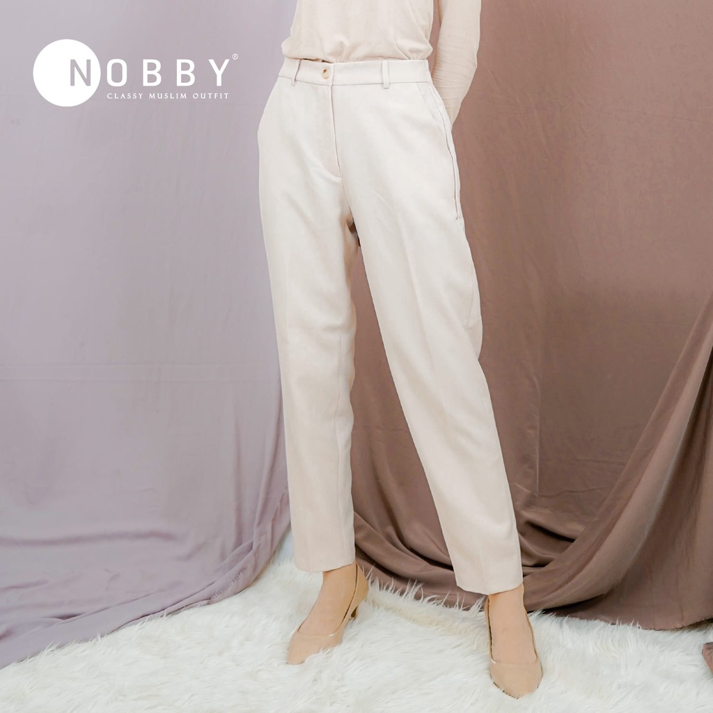 Nobby Nucles Pants Celana Wanita