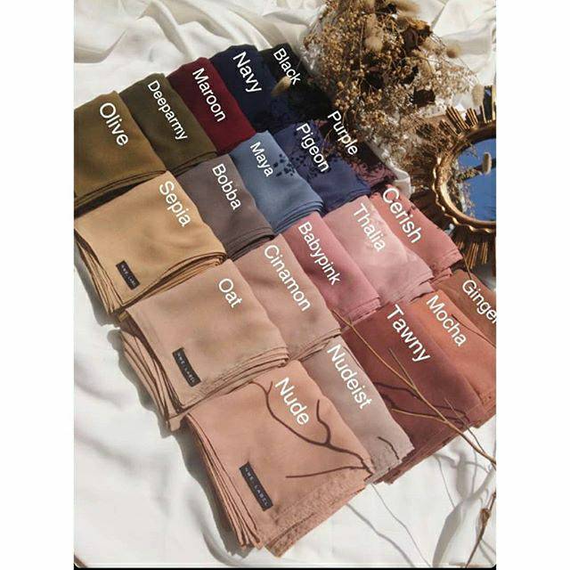 Plain Hijab By nwe.label