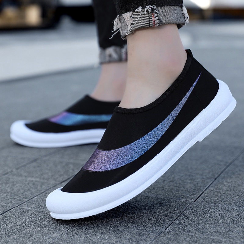 Highland Sepatu Pria Slip On Casual Sepatu Pria Santai Fashion Running Slip On Shoes MC602