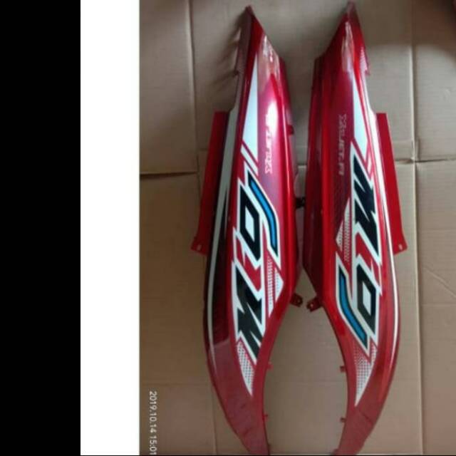 Cover body samping mio j merah