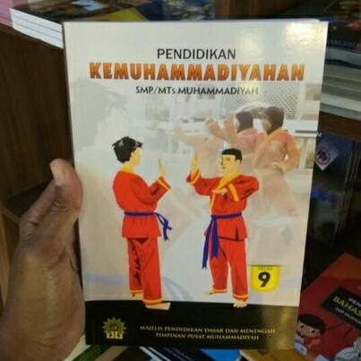 Pendidikan Kemuhammadiyahan SMP kelas 9