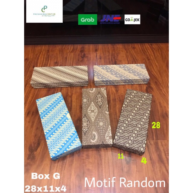 

Gift Box 28.11.4 Kotak Kado Tempat Kado Hadiah Bungkus Kado Souvenir