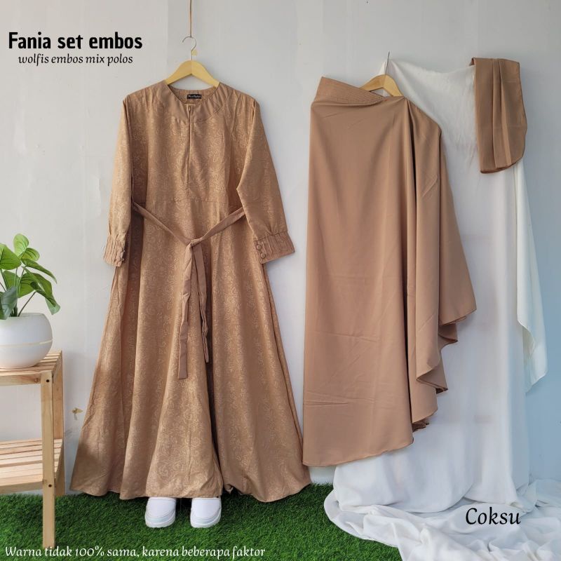FANIA SET EMBOS Wolfis Embos Mix Polos Khimar Wolfis Premium