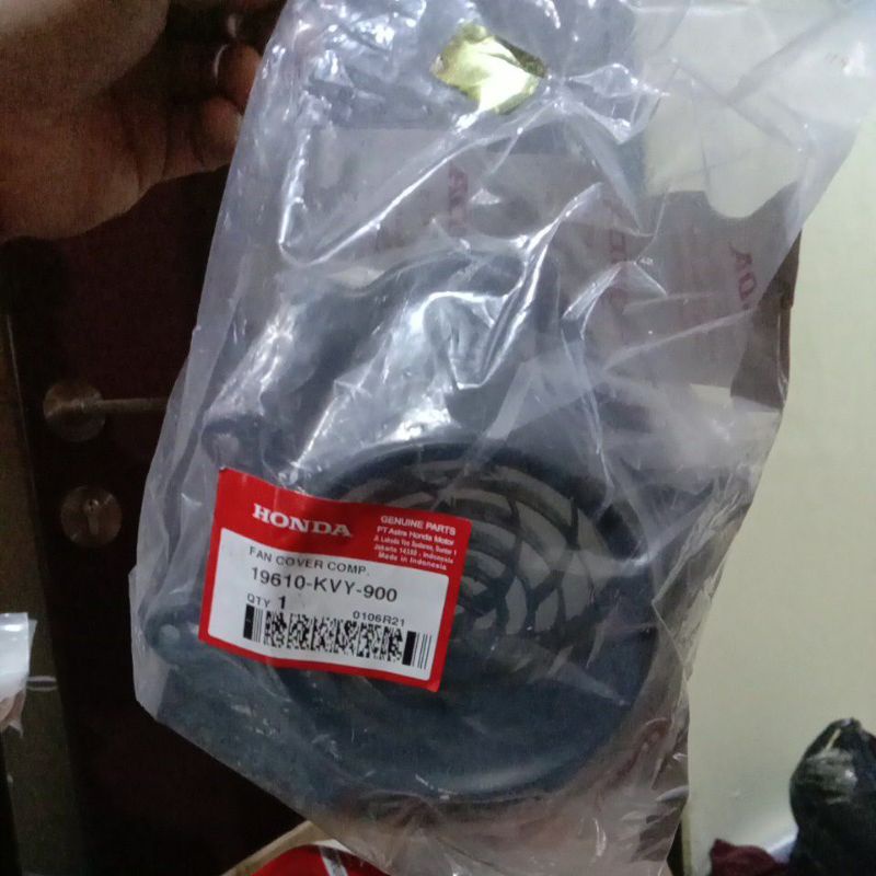 COVER TUTUP KIPAS BEAT SCOOPY SPACY TYPE KARBU 2008 2009 2010 2011 original 19610 KVY 900