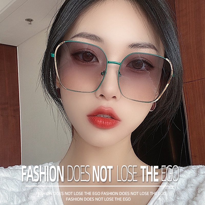 Korean Fashion Oversized Sunglasses Women Eyewear Uv400