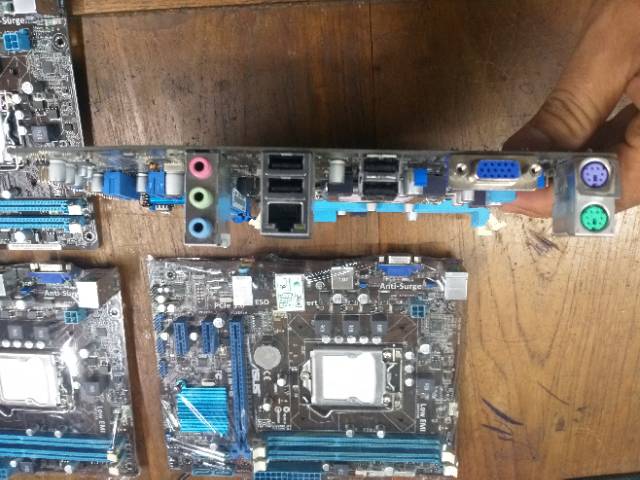 Motherboard ASUS H61M E Soket 1155