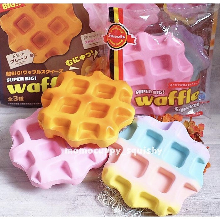 Squishy licensed waffle big by Lian ( wafer squishy jumbo ORI JAPAN)