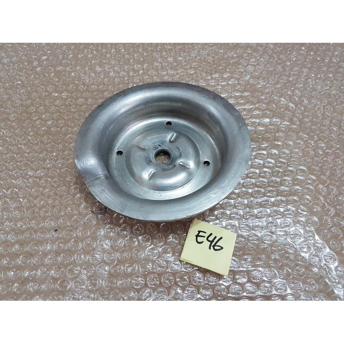 Tatakan atas per depan BMW E46, E39