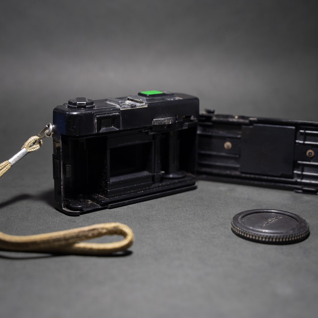 FUJICA M1 BLACK ( NICE CONDITON)  !! KAMERA FILM KAMERA ANALOG-2