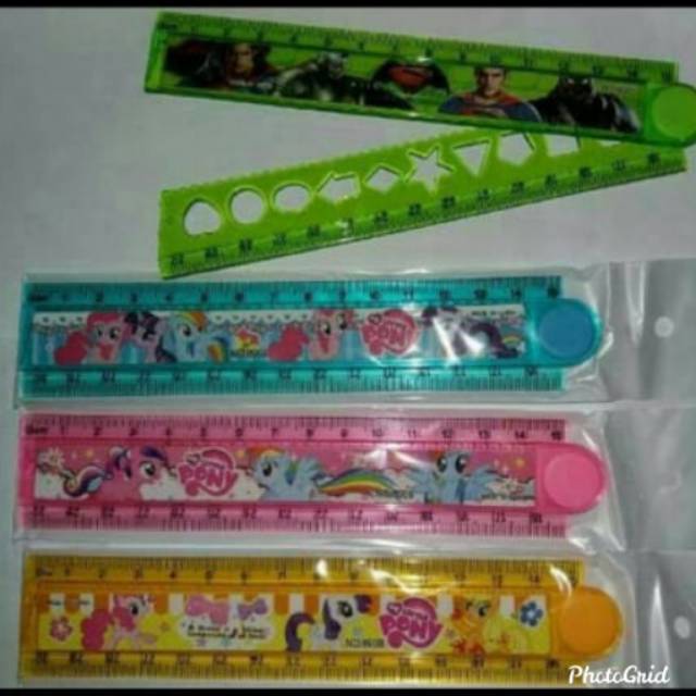 

Penggaris Lipat Karakter