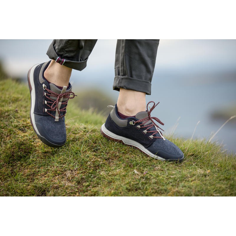 Sepatu Jalan boots wanita nh500 quechua
