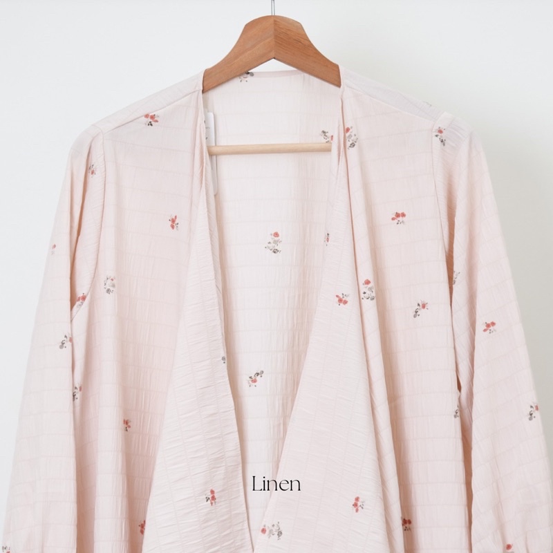 Winter Rose Outer Jumbo / Outer Jumbo / Outer Premium crinkle / outer motif-Linen